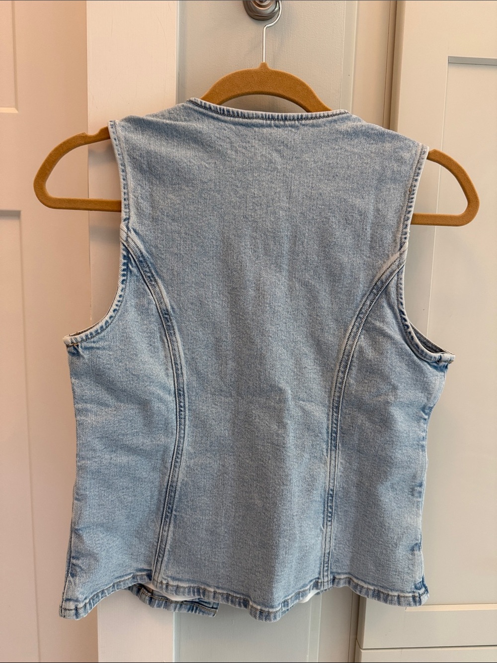 American Eagle Outfitters Light Blue Denim Vest - Picture 5 of 5